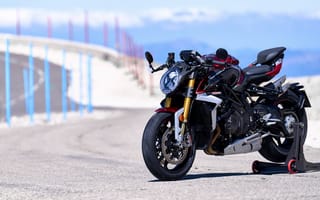 Картинка 2024, 5K