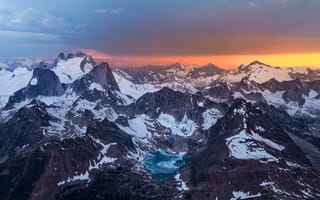 Картинка горный пейзаж, Альпы, пейзаж, воздушный, заснеженные горы, горы, 5к, панорамный, 8к, горные вершины, драматический, закат, сумерки, горное озеро