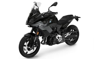 Картинка 2025, Приключенческие мотоциклы, BMW F 900 XR, Белый, Чёрные мотоциклы