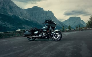 Картинка 2025, 5K, 8K, Harley-Davidson CVO
