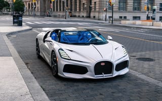 Картинка Bugatti W16 Mistral, Торонто, Белые машины, Родстер, 5K, Гиперспортивные автомобили, AI