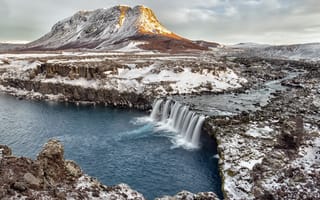 Картинка исландия, зима, горы, река, водопад, снег, скалы, природа