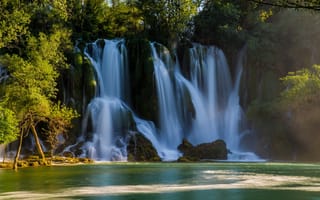 Картинка деревья, босния и герцеговина, водопад, bosnia and herzegovina, trebizat river, река, kravice falls