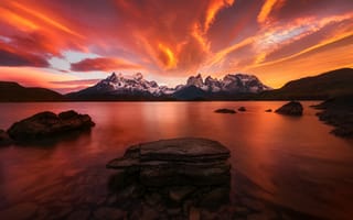 Картинка Патагония, Аргентина, Цены расширенных лицензий, закат солнца, озеро, Горы, пейзаж, небо
