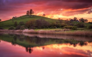 Картинка закат, озеро, природа, Весна, холм, отражение