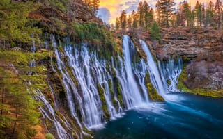 Картинка водопад, природа, США, небо, длительное воздействие, воды, sunset glow, Деревьями, мох, Калифорния
