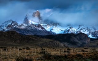 Картинка Трей Ратклифф, снег, Холмы, горные породы, пейзаж, Поле, Цены расширенных лицензий, mountain top, природа, горная цепь, Аргентина