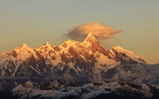 Картинка Тибет, Цены расширенных лицензий, закат солнца, Горы, снег, пейзаж, природа, Солнечный лучик, небо, sunset glow