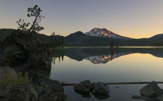 Картинка Орегон, Sparks Lake Oregon, Восход, Размышления, чистое небо, озеро, пейзаж