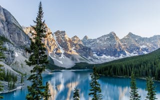 Картинка деревья, moraine lake, banff, горы, пейзаж, озеро, national park