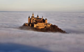 Картинка облака, туман, замок