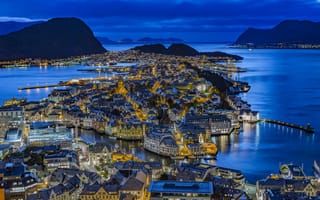 Картинка Aalesund, город, Алесунд, Норвегия, ночь