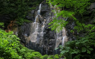 Картинка наскальный водопад, деревья, пейзаж, скалы, природа