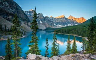 Картинка Lake Moraine, деревья, пейзаж, Canada, озеро, Озеро Морейн, Альберта, Канада, скалы, горы