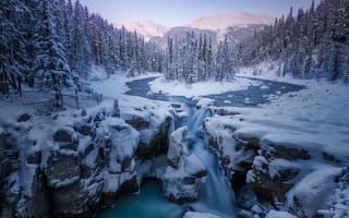 Картинка Sunwapta Falls, река, пейзаж, природа, зима, Alberta, Canada, снег, деревья