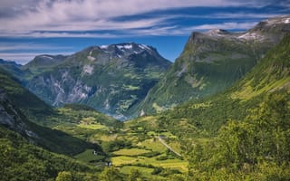 Картинка Гейрангер, Гейрангерский фьорд, деревья, холмы, Норвегия, поля, пейзаж, горы, вид с верху