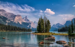 Картинка Maligne Lake, Национальный парк Джаспер, Jasper National Park, Spirit Island, небо, Канада горы, пейзаж, Альберта, Остров Духа, Озеро Малинье