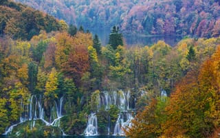 Картинка Плитвицкие озера, Национальный парк Плитвицкие озера, природа, пейзаж, Croatia, Хорватия, осень водопад, Plitvice Lakes national park