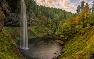 Картинка South Falls, осень, пейзаж, Oregon, лес, скалы, водопад, деревья, водоём, природа