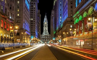Картинка Филадельфия, ночь, фонари, здания, иллюминация, город, дорога, освещение, штат Пенсильвания