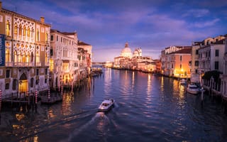 Картинка италия, канал, Венеции, город, архитектура, вечер, лодки