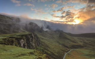 Картинка Шотландии, облака, трава, закат, холмы, пейзажи, остров скай, дорога