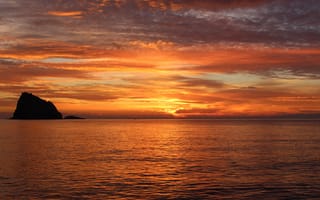Картинка море, побережье, горизонт, сумрак, рассвет, вечер, ботинок, залив, послесвечение, утро, облако, природа, пейзажи, закат, красное небо утром, восход солнца, океан