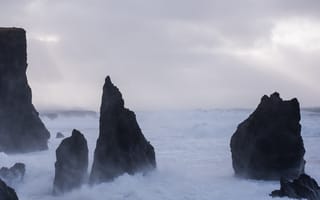 Картинка Исландия, скалы, белый, d700, джип, пейзаж, nikon, звезды, reykjanes, весело, путешествия, шторм, драма, 50 мм, волны, приключения, поездки, море, луноход, черный, острые, пейзажи