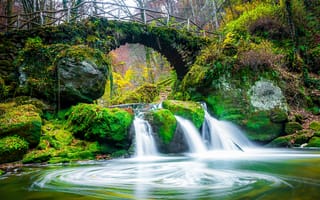 Картинка люксембург, мост, камень, деревья, мох, природа, водопад, арка