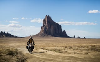 Картинка пустыня, мотоцикл, рок, пейзажи, облака, поездки