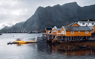 Картинка лофотенские острова, норвегия, город, пейзажи, горы, порт