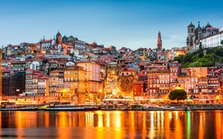 Картинка Португалия, ночь, здания, город, огни, бесплатные