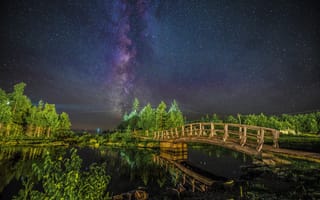 Картинка ночь, Manitoulin Island, деревья, свечение, Млечный Путь, пейзаж, Канада, мост, красивое небо, Онтарио