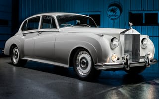 Картинка Ringbrothers, фешенебельный автомобиль, классический, 1961, белый автомобиль, машины, гараж, Rolls-Royce Silver Cloud II