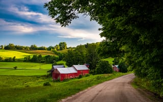 Картинка Вермонт, деревья, домики, холмы, поле, небо, дорога, пейзаж