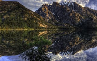 Картинка Jenny Lake, Grand Teton National Park, горы, деревья, пейзаж, отражение, озеро, закат