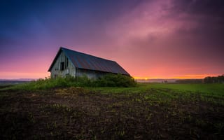 Картинка закат, поле, старый дом
