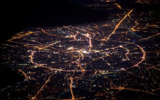 Картинка город, красный, площадь, Москва, Полет, большой, аэрофотосъемка, огни, квадрат, крыло, ночь, окно, Место, Кремль