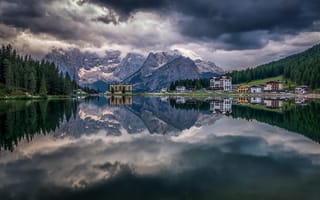 Картинка Озеро Мизурина, Доломитовые Альпы, Италия
