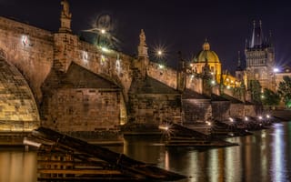 Картинка Прага, Чехия, дома, иллюминация, Czech Republic, мосты, Пражский град, Чешская Республика, город, ночь, ночные города, Prague