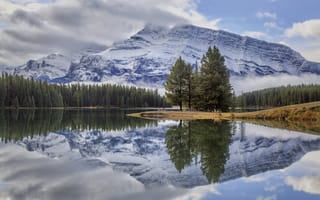 Обои Национальный парк Банф, Альберта, Канада, Two Jack Lake