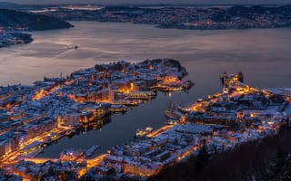 Картинка Bergen, иллюминация, огни, город, Берген, ночные города, ночь, Norway, Норвегия