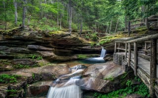 Картинка Нью-Гемпшир, деревья, лес водопад, скалы мост, пейзаж