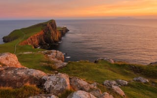 Картинка Neist Point, Шотландия, камни, Остров Скай, берег, закат, маяк, пейзаж, море