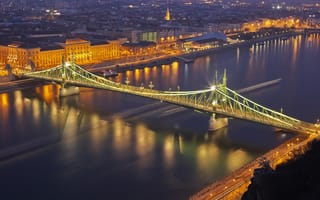 Картинка Будапешт, мост, иллюминация, Дунай, Венгрия, ночь