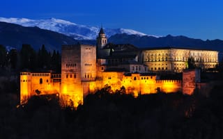 Картинка La Alhambra de Granada, иллюминация, Альгамбра, ночь, Испания, Дворец Альгамбра, Гранада