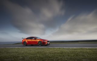 Картинка Jaguar XE SV Project 8, оранжевая, спортивные автомобили