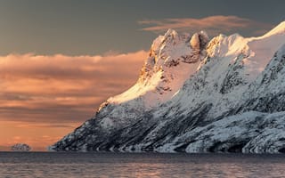Картинка Арктическая скала