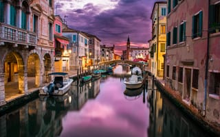 Обои Река в Венеции и лодки