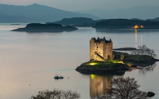 Картинка Огни старинного замка в Шотландии